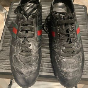 Gucci shoes size 10